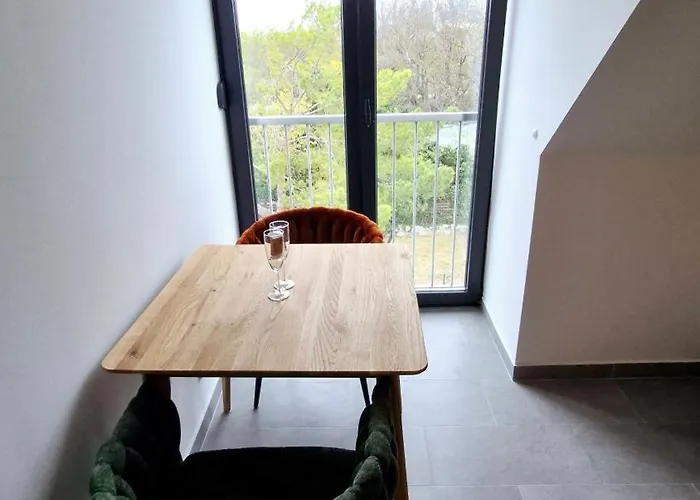 Apartman Lenkev Living Aparts, Free Parking!